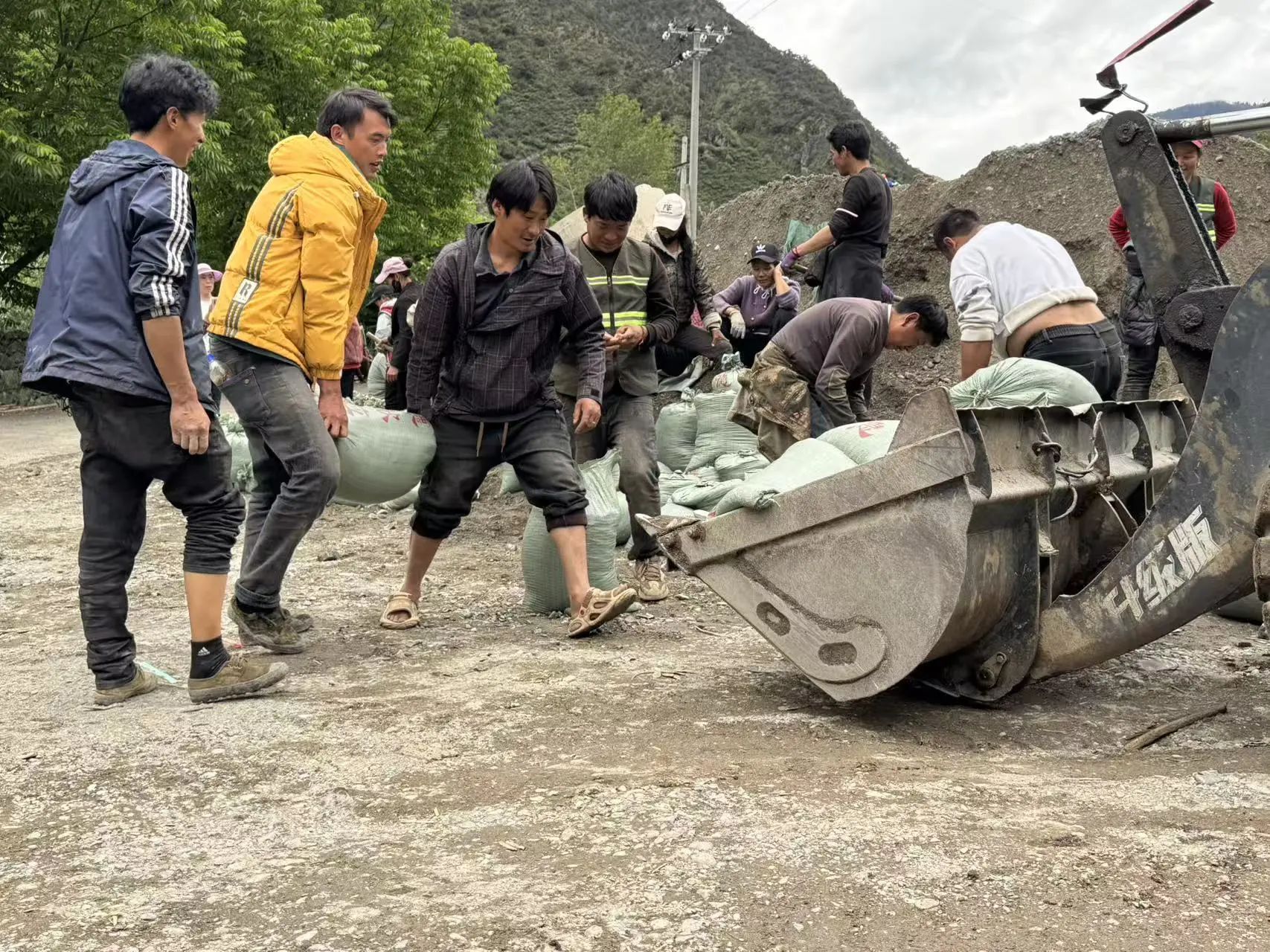 1749002107588026276.jpg 微信图片_20250604095352.jpg