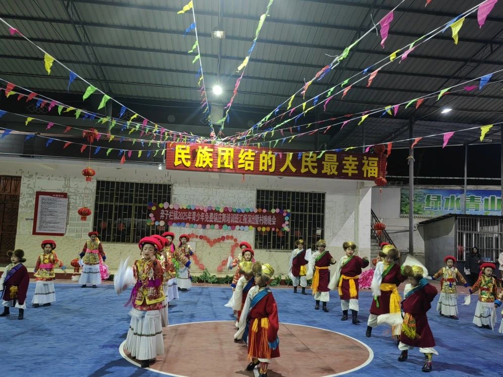 1755834496357097538.jpg 04a578dc59daa6c2b01716e383298e75.jpg